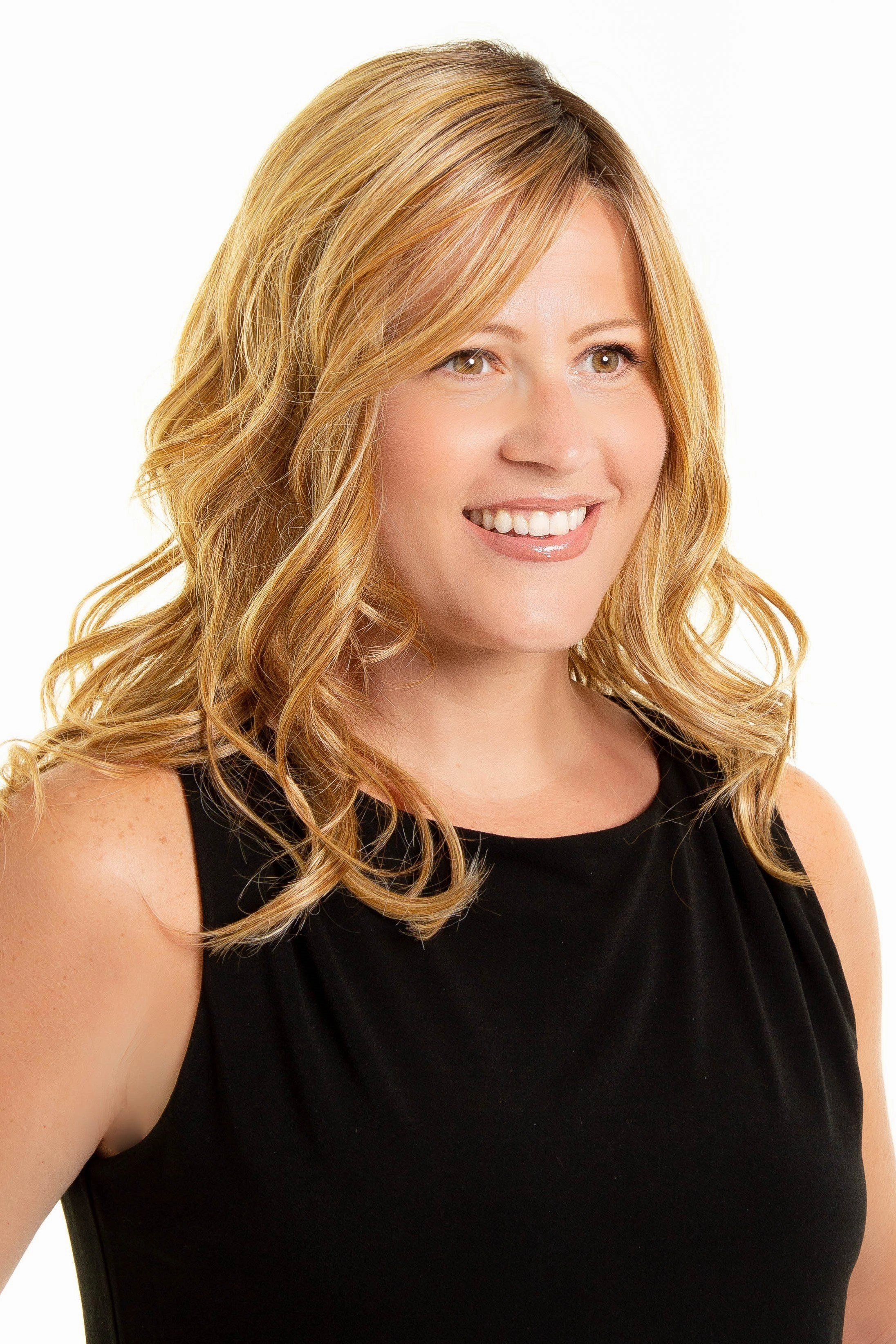 Accessories_Belle Tress_Wigs Belle Tress Wigs - Allegro 18" (#6096)