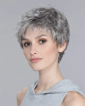 Accessories_Ellen Wille_Wigs Foxy Small Wig by Ellen Wille