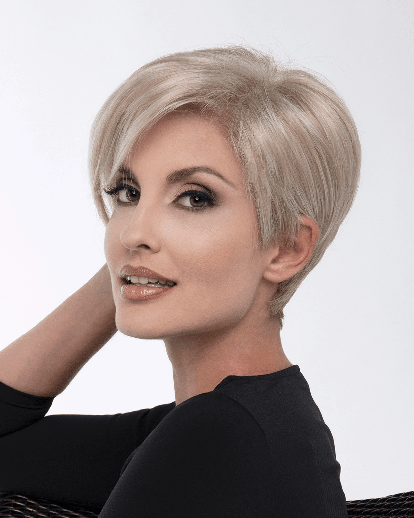 Accessories_Envy_Wigs Amy Synthetic Wig by Envy