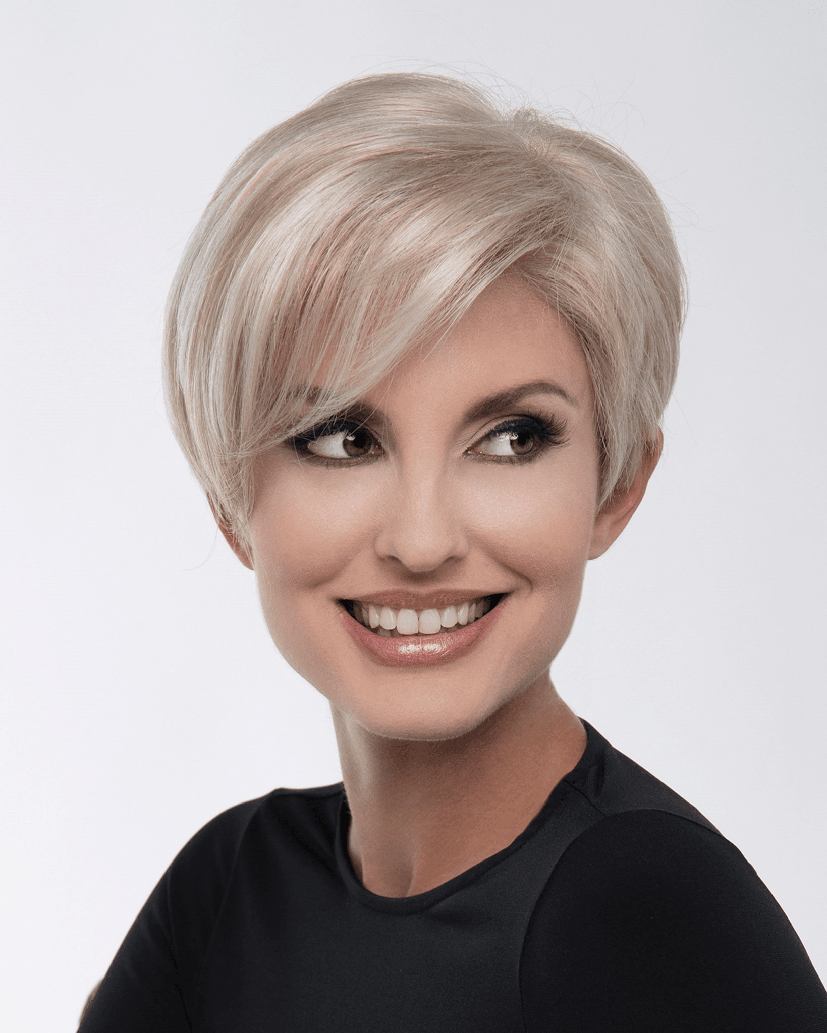 Accessories_Envy_Wigs Amy Synthetic Wig by Envy