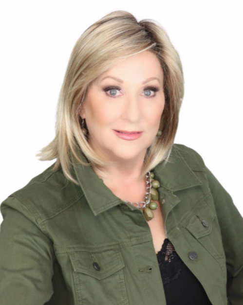 Accessories_Envy_Wigs Icone Wig by Ellen Wille | Synthetic Hair | Petite/Average Cap