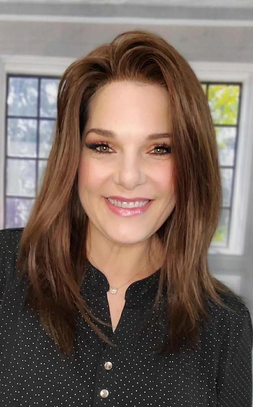 Accessories_Envy_Wigs Image HT Wig by Ellen Wille | Human Hair/Heat Friendly Synthetic Blend Hair | Petite/Average Cap