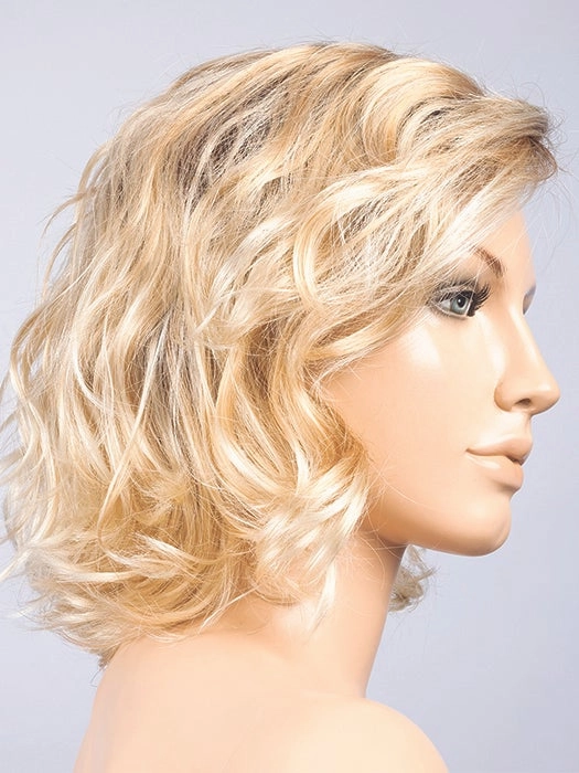 Accessories_Envy_Wigs Onda Wig by Ellen Wille | Synthetic Hair | Petite/Average Cap