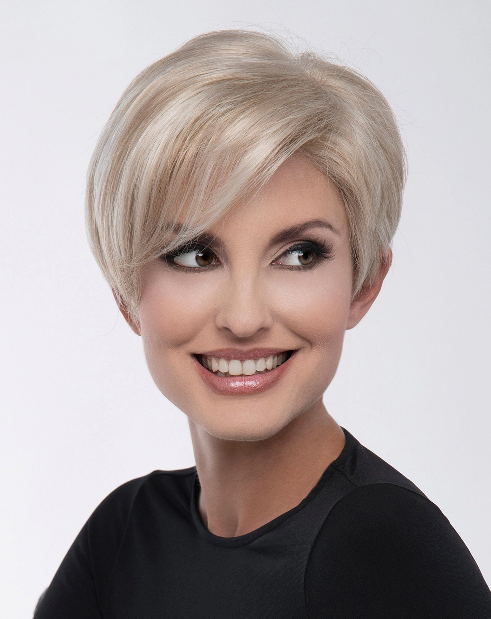 Accessories_Estetica_Wigs Amy Wig by Envy | Synthetic Hair | Average Cap