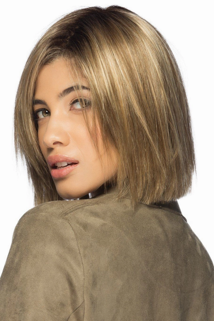 Accessories_Estetica_Wigs Ellis Wig by Estetica | Synthetic Hair | Average Cap