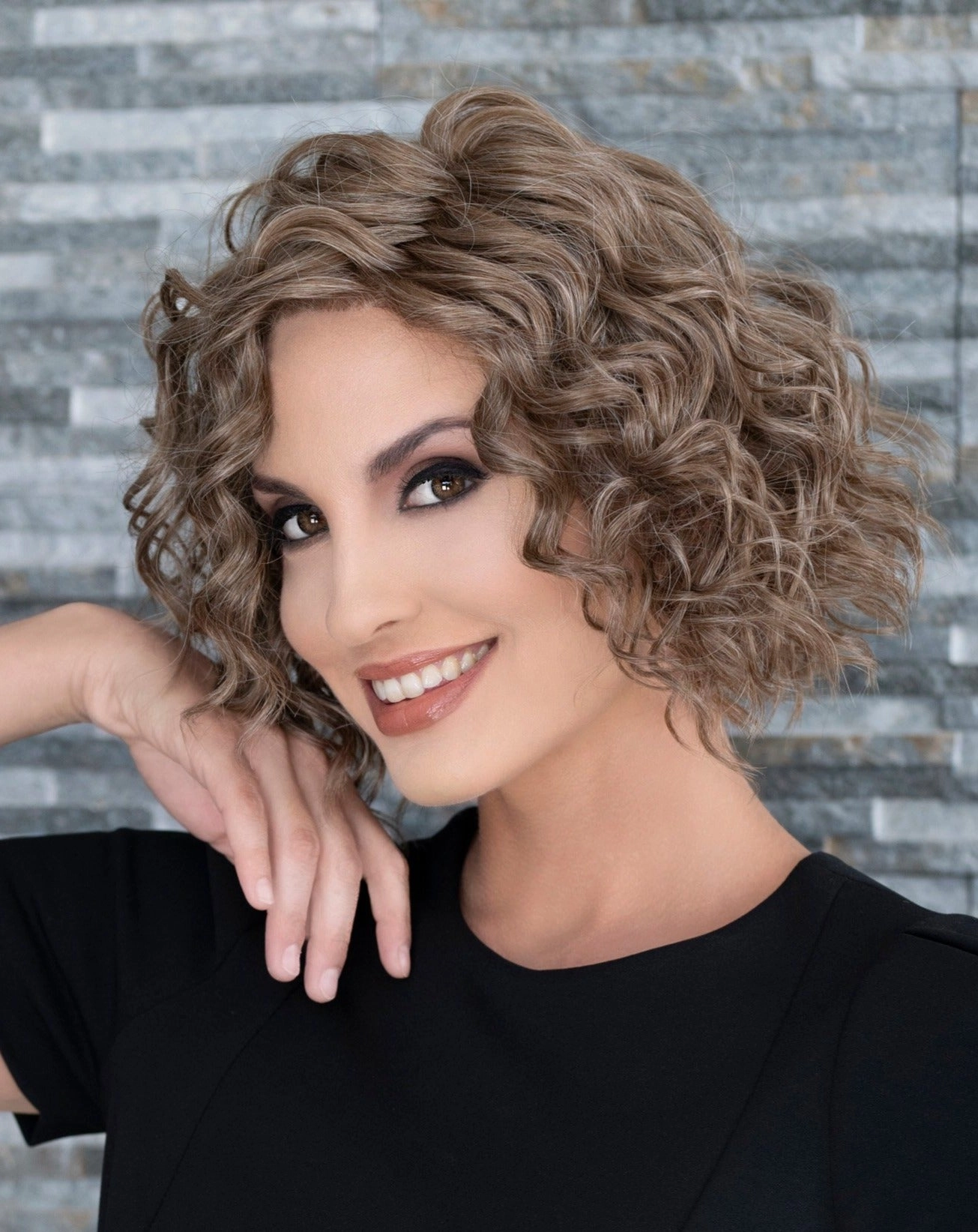 Accessories_Estetica_Wigs Jordan Wig by Envy | Human Hair/Heat Friendly Synthetic Blend Hair | Average Cap