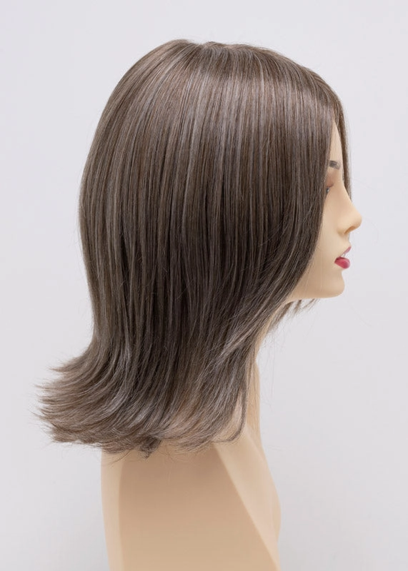 Accessories_Estetica_Wigs Lisa Wig by Envy | Human Hair/Heat Friendly Synthetic Blend Hair | Average Cap