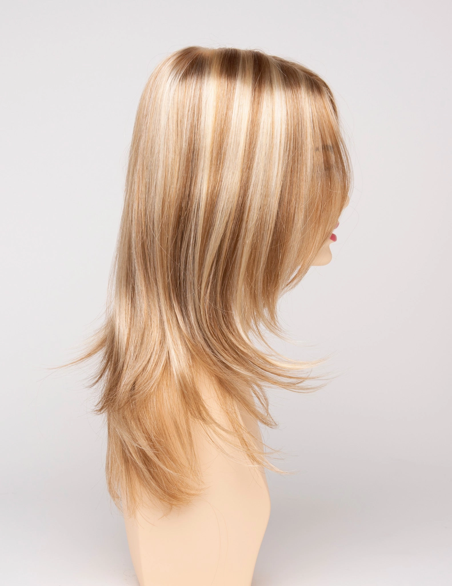 Accessories_Estetica_Wigs Roxie HT Wig by Envy | Synthetic Hair | Average Cap