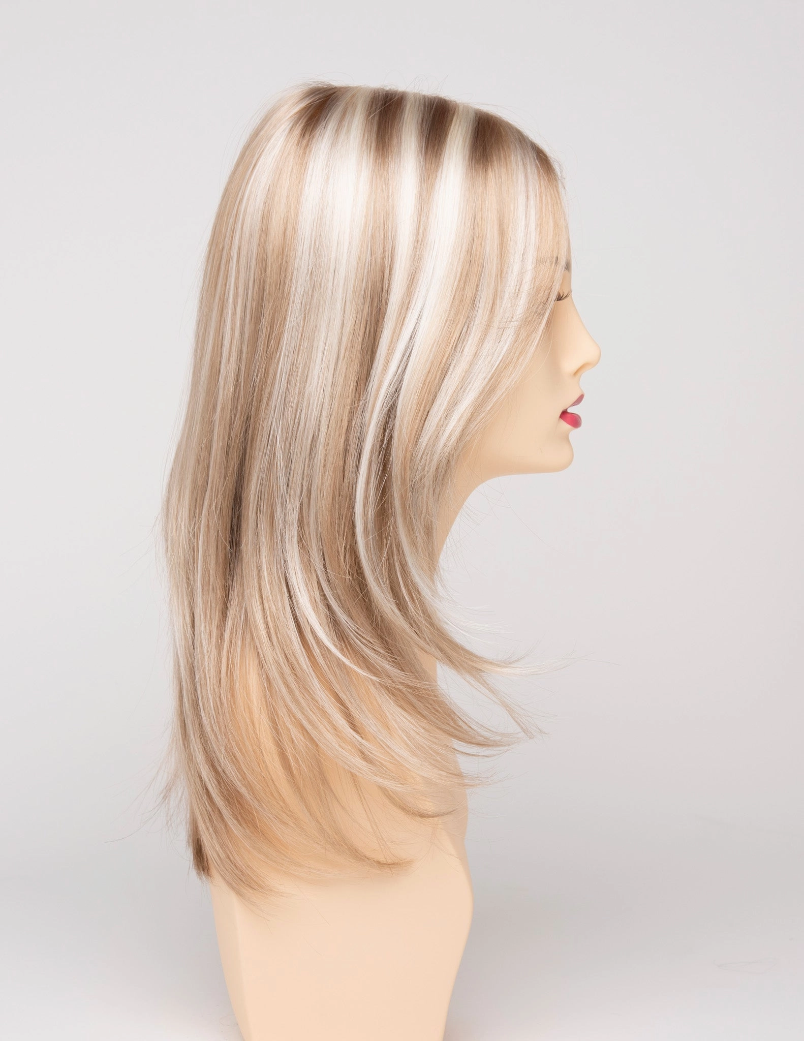 Accessories_Estetica_Wigs Roxie HT Wig by Envy | Synthetic Hair | Average Cap