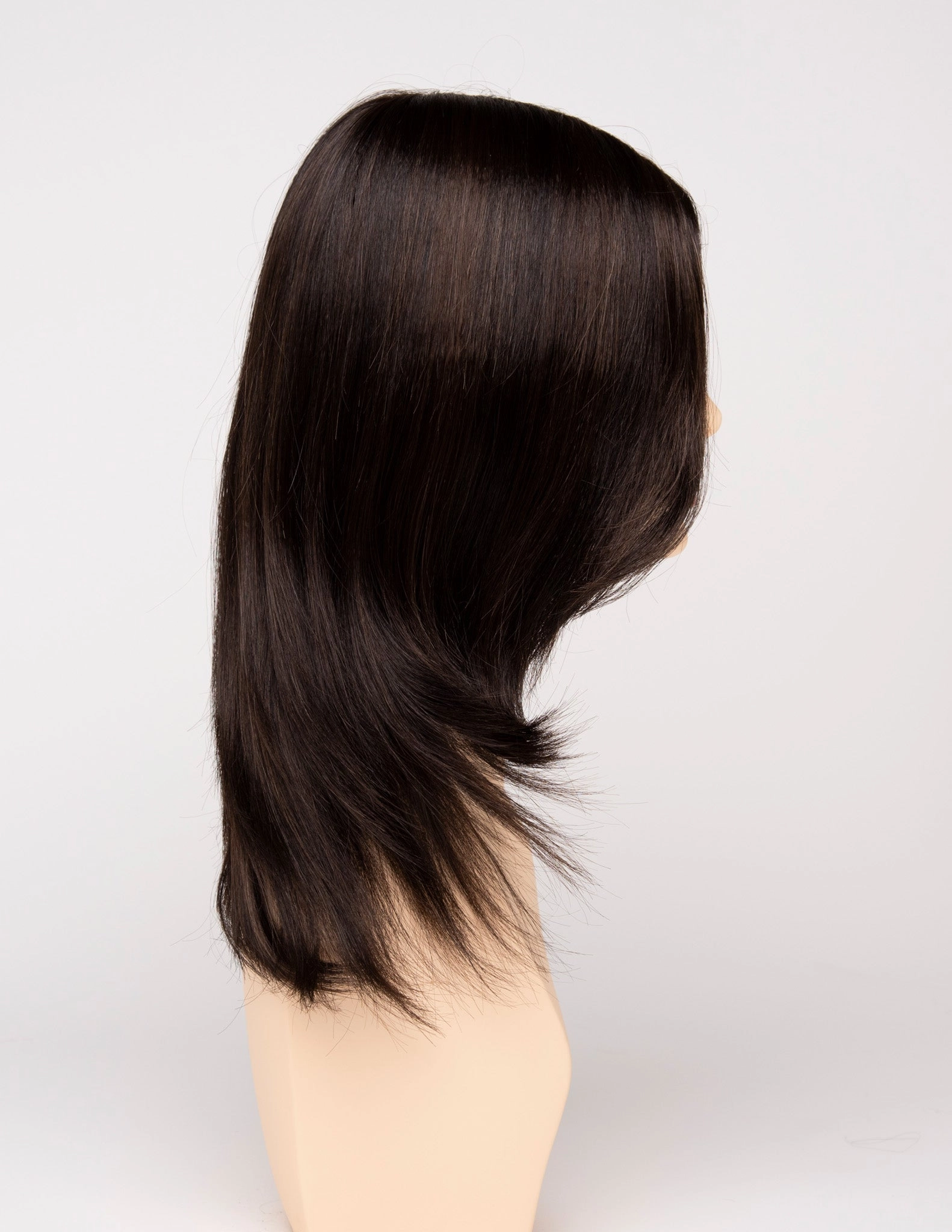 Accessories_Estetica_Wigs Roxie HT Wig by Envy | Synthetic Hair | Average Cap