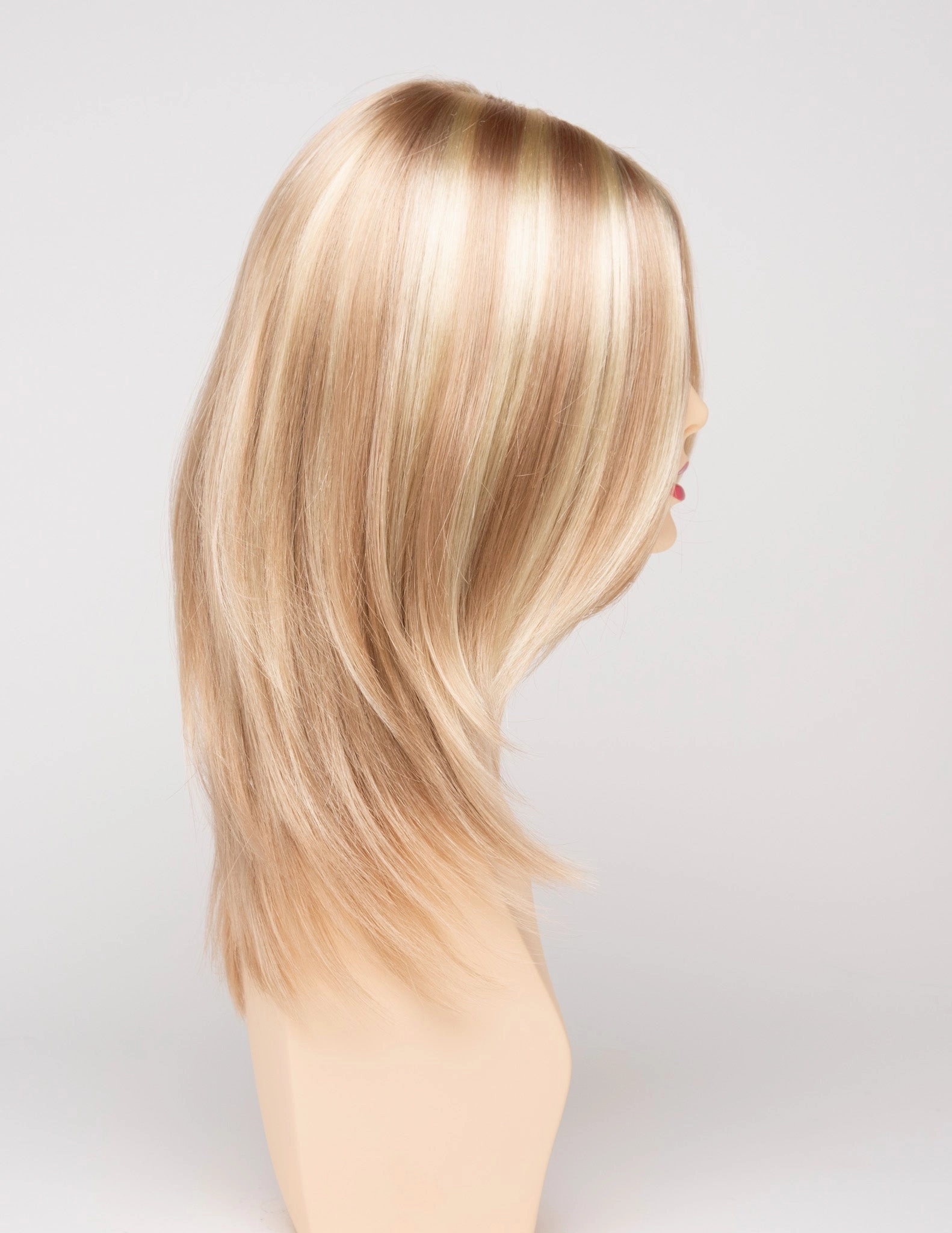 Accessories_Estetica_Wigs Roxie HT Wig by Envy | Synthetic Hair | Average Cap