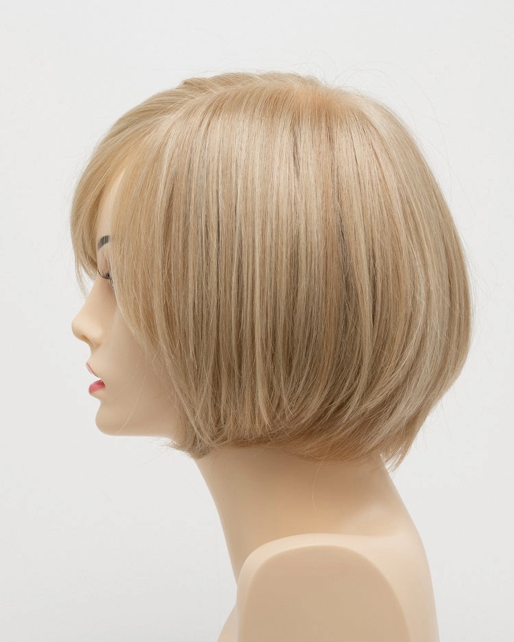 Accessories_Estetica_Wigs Shyla Wig by Envy | Human Hair/Heat Friendly Synthetic Blend Hair | Average Cap