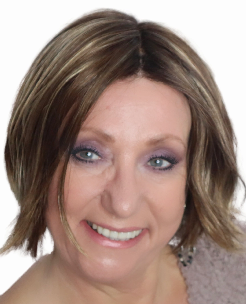 Accessories_Gabor_Wigs Kennedy Wig by Estetica | Synthetic Hair | Average Cap