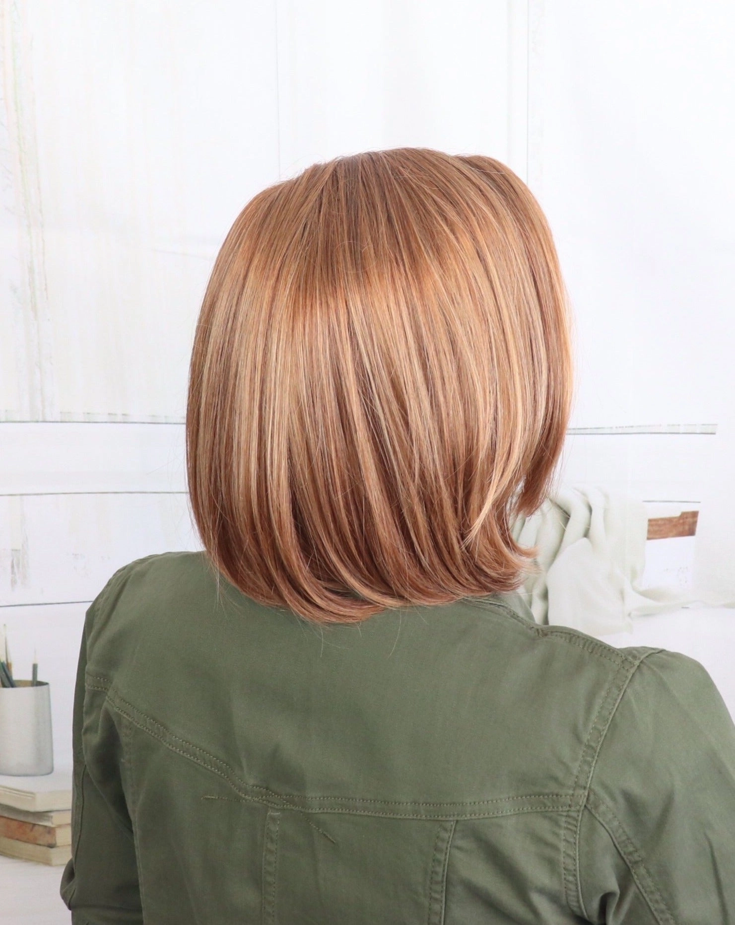 Accessories_Gabor_Wigs Sullivan Petite Wig by Estetica | Synthetic Hair | Petite Cap