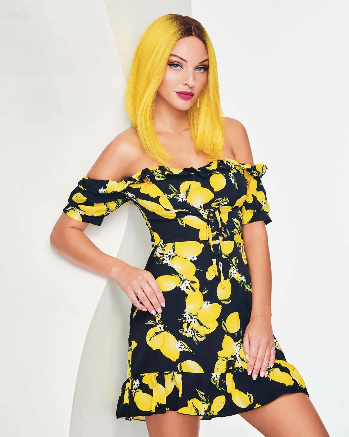 Accessories_Hairdo_Wigs It's Always Sunny | Lace Front & Monofilament Part Synthetic Wig by Hairdo