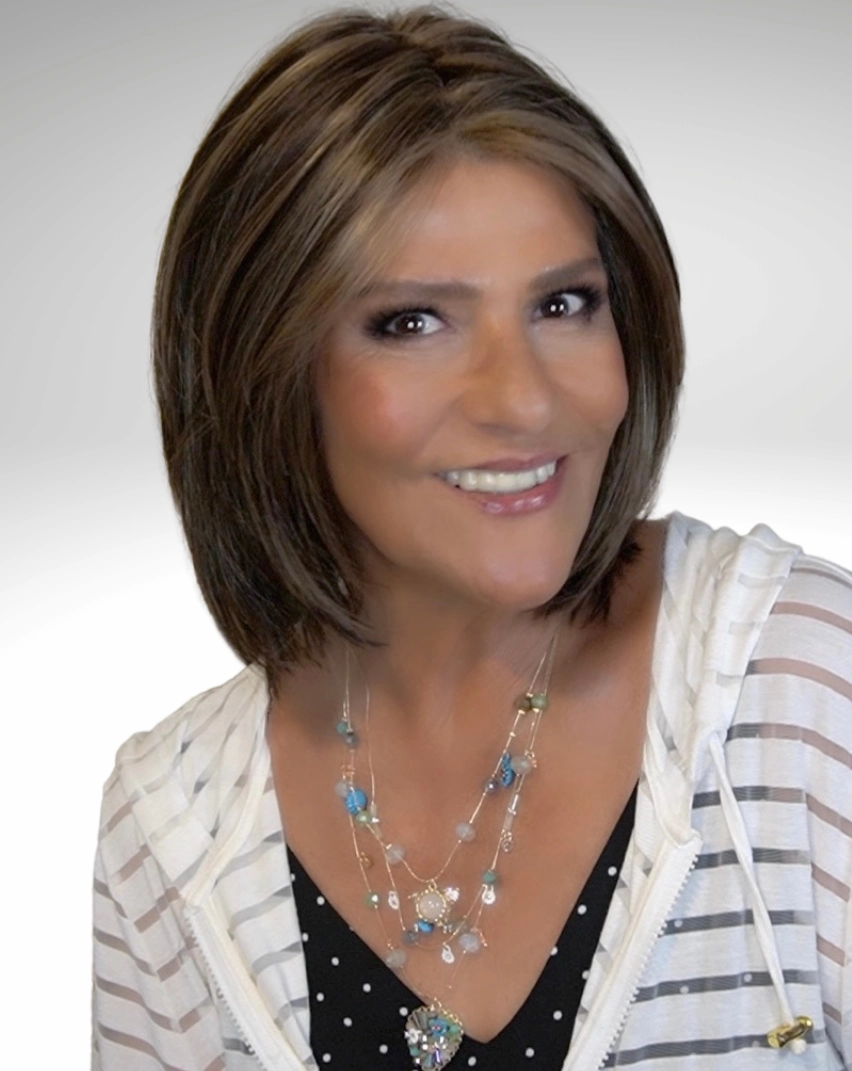 Accessories_Jon Renau_Wigs Avery Wig by Henry Margu | Synthetic Hair | Average Cap
