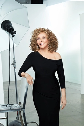 Click Click Flash Wig by Raquel Welch | Heat Friendly Synthetic Hair | Average Cap