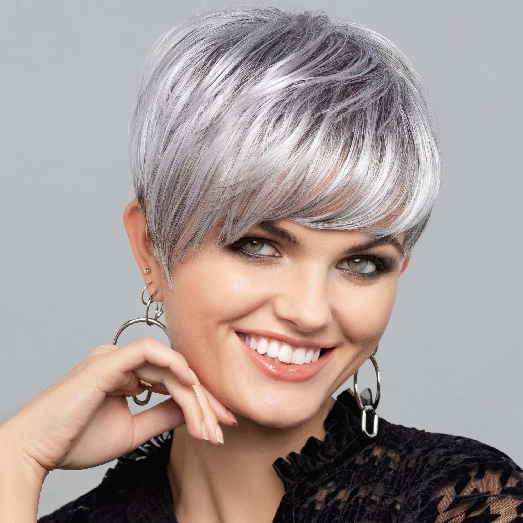 Erin Wig Gisela Mayer Style Book Short Collection