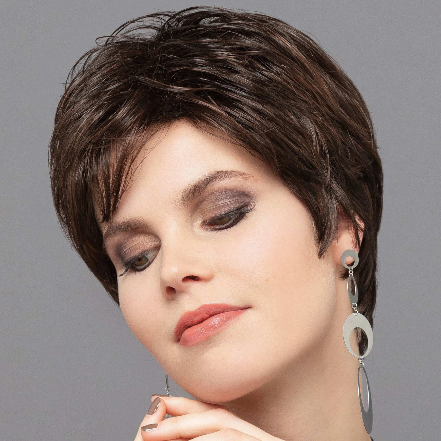 Lizzy Mono Small Wig Gisela Mayer Small & Large Collection