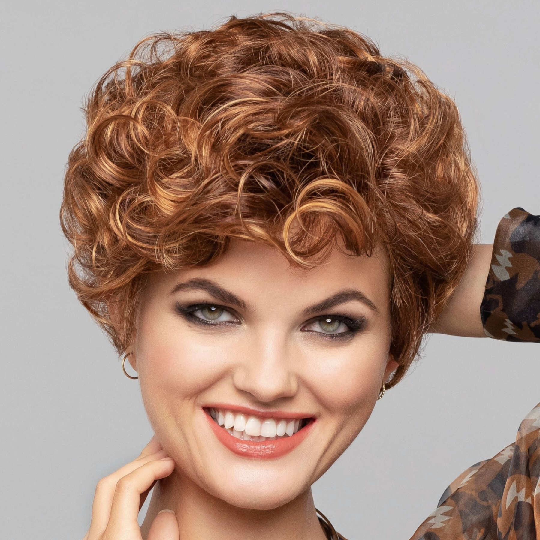 Long Classic Lady Wig Gisela Mayer Style Book Classic Collection