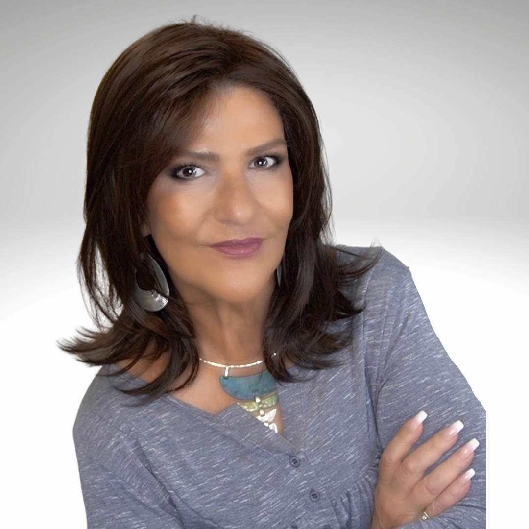 Luna Wig by Ellen Wille | Heat Friendly Synthetic Hair | Petite/Average Cap