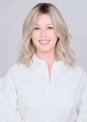 Peerless 14" Wig by Belle Tress | Heat Friendly Synthetic