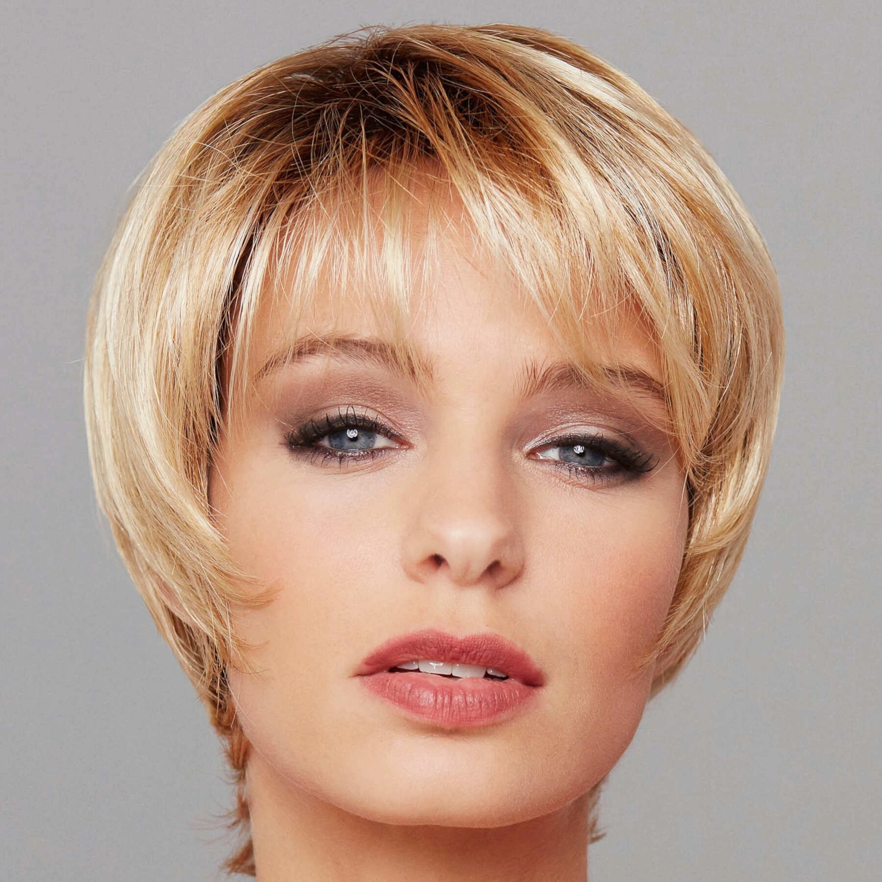 Point Wig Gisela Mayer Style Book Short Collection