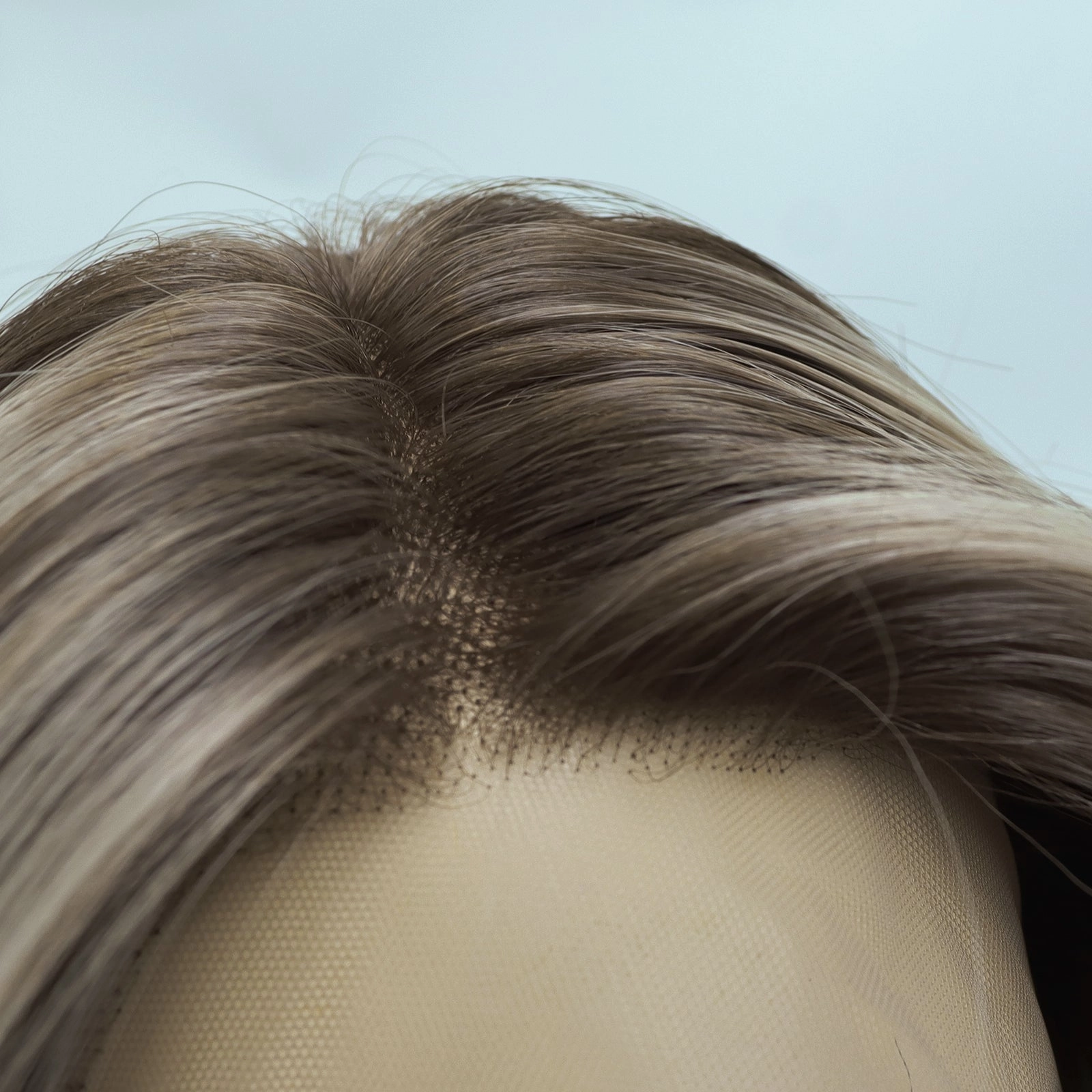 PRE-ORDER Sabrina cool tone blonde with highlight 14inches with layer cut 13*3 free part lace front wigs K141-2183-C13X3
