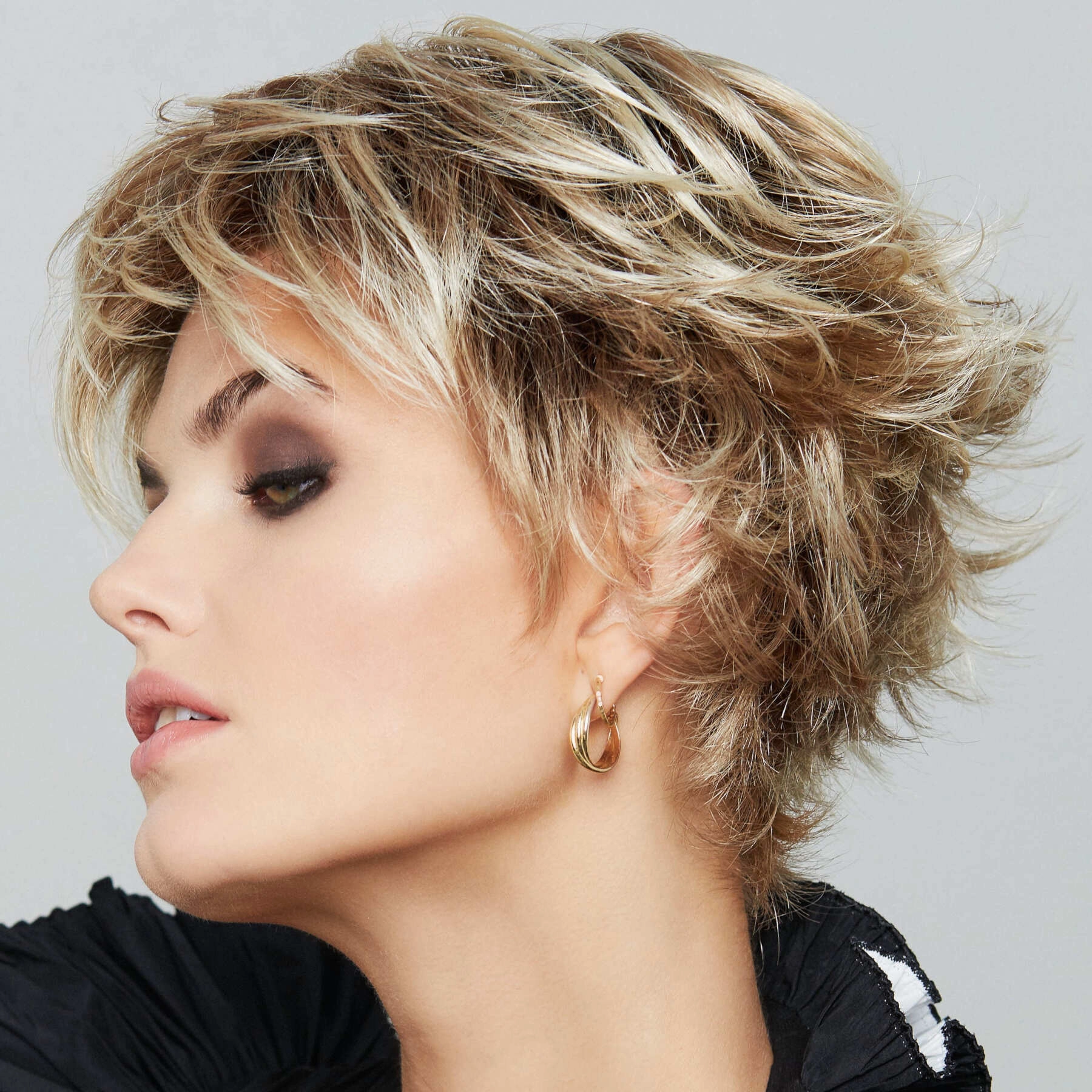Super Extra Part Mono Wig Gisela Mayer Style Book Classic Collection