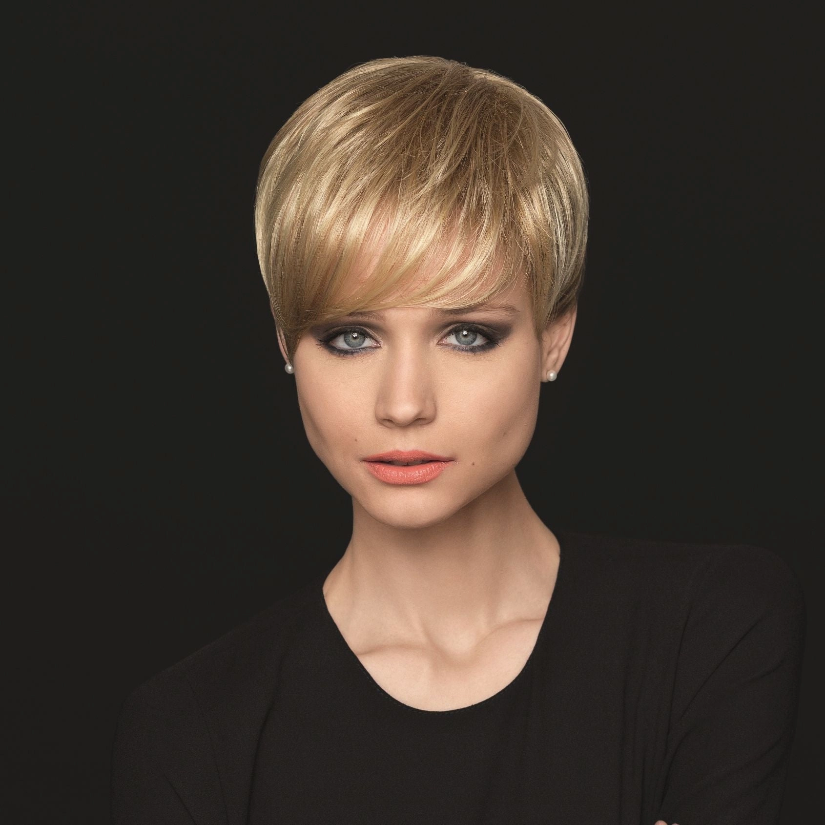 Visconti Modern Cut Wig by Gisela Mayer Andrea Visconti Collection